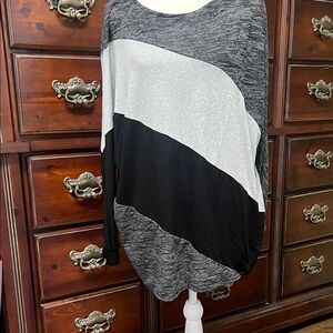 Stylish Gray and Black Women's Tunic Top